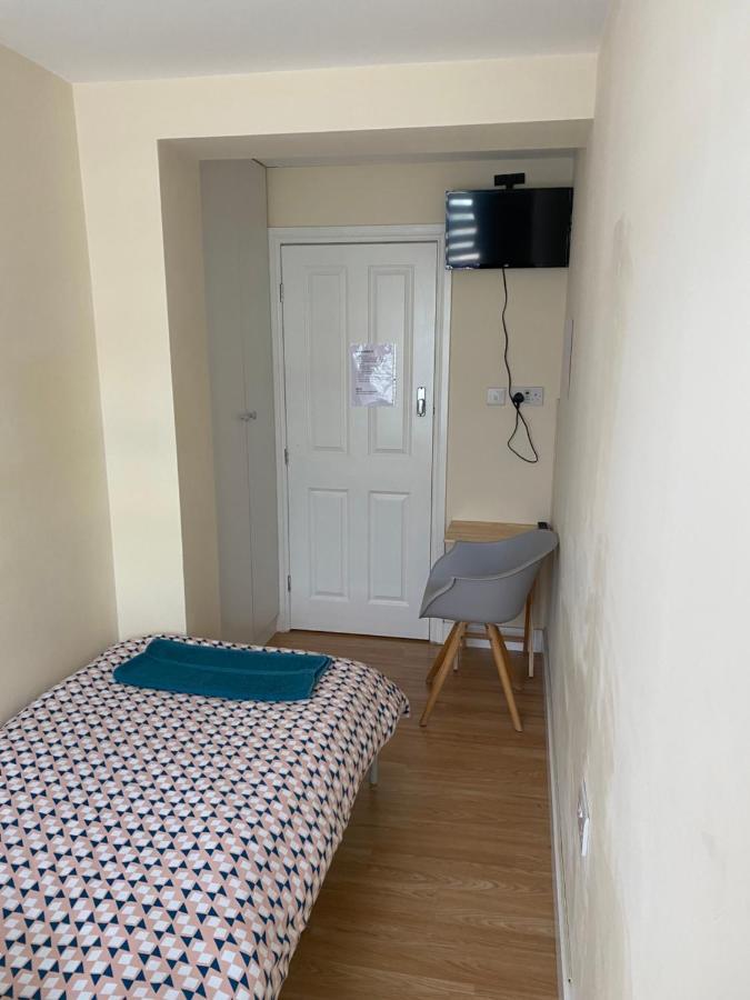 סאות'הול Single Room Only For One Adult מראה חיצוני תמונה