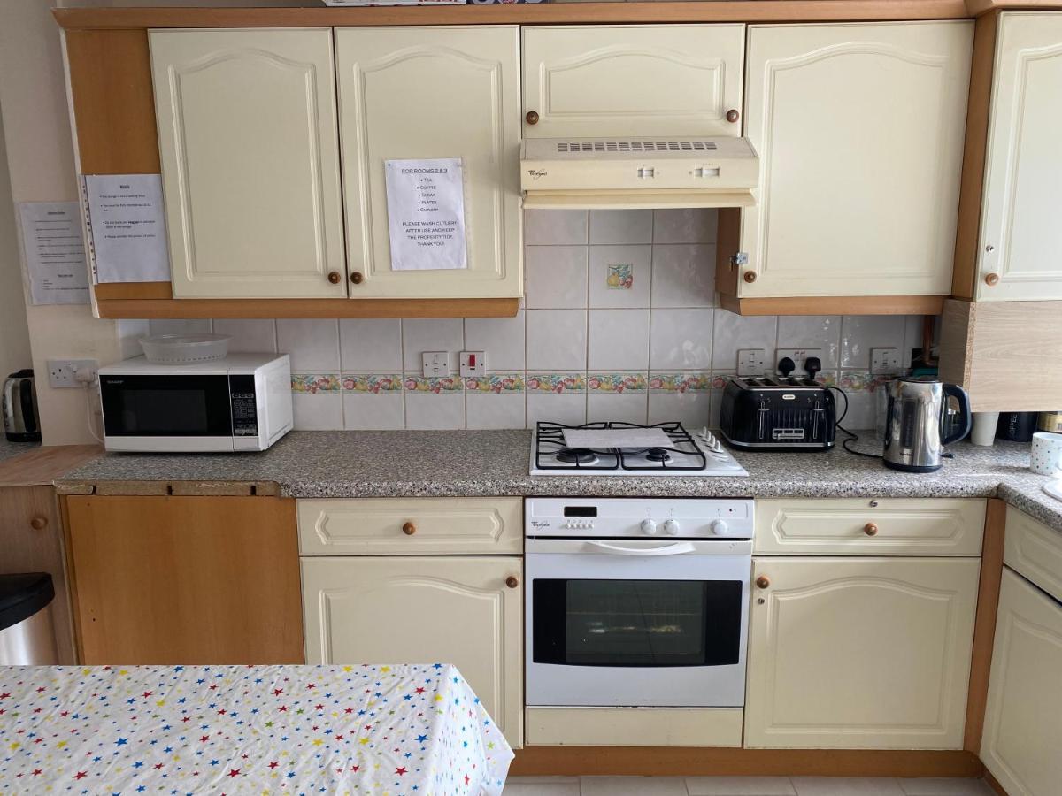 סאות'הול Single Room Only For One Adult מראה חיצוני תמונה